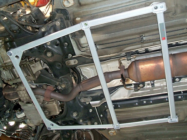 オクヤマ フロアサブフレーム ALFA 156 932A1 932A2 スチール