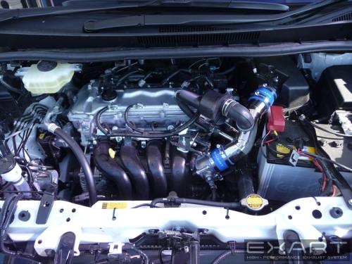 エクスアートエクスアート ノア ZRR80G/ZRR80W 3ZR-FAE エアインテークスタビライザー サウンドジェネレーター付|オートパーツ ダイレクト