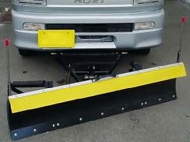 アイバワークス除雪機 スノープラウ 手動アングルタイプ:ミニキャブ (U15T用)｜オートパーツ ダイレクト