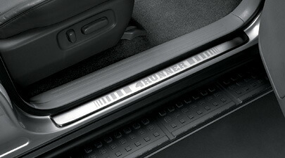 ドアシルプロテクター トヨタ 215サーフ 4ランナー 2003-2009年式 スカッフプレート フロント 左右 USトヨタ 純正品