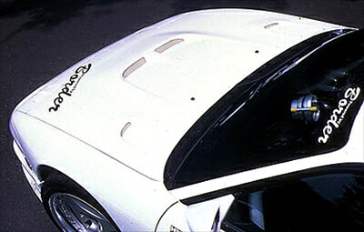 180SX ｴｱｰｽｸｰﾌﾟﾎﾞﾝﾈｯﾄ （FRP） 塗装済み