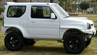 新車外し品　ジムニー JB33/43シエラ 純正フロントフェンダー（右側のみ）　カラー：ブラック　2018年10月登録車からの取り外し品 ５０．フロントフェンダー加工（スズキ ジムニーシエラ・JB43）by