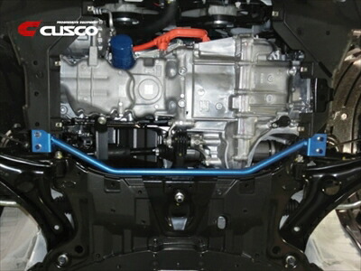 フィットハイブリッド GP5 ロアアームバー フロント用 バージョン1