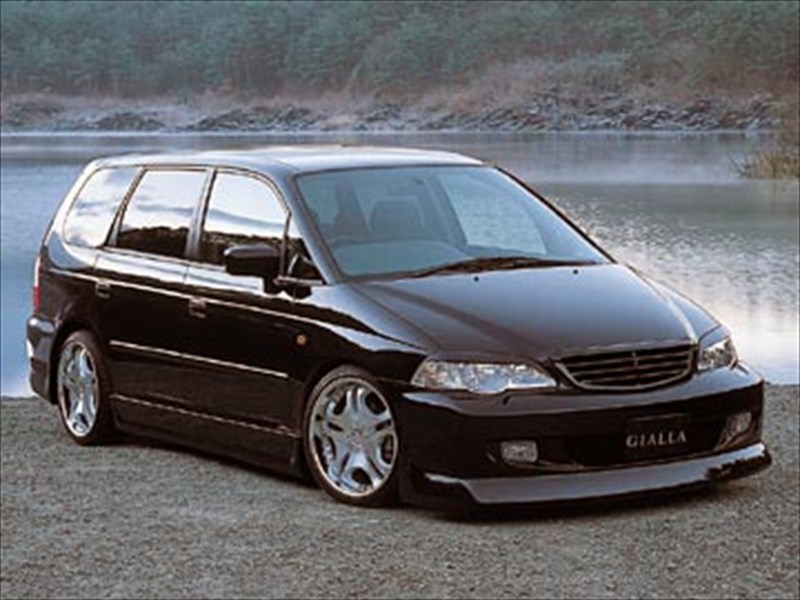 RA8 9 オデッセイ V6 PLATINUM SIDE STEP