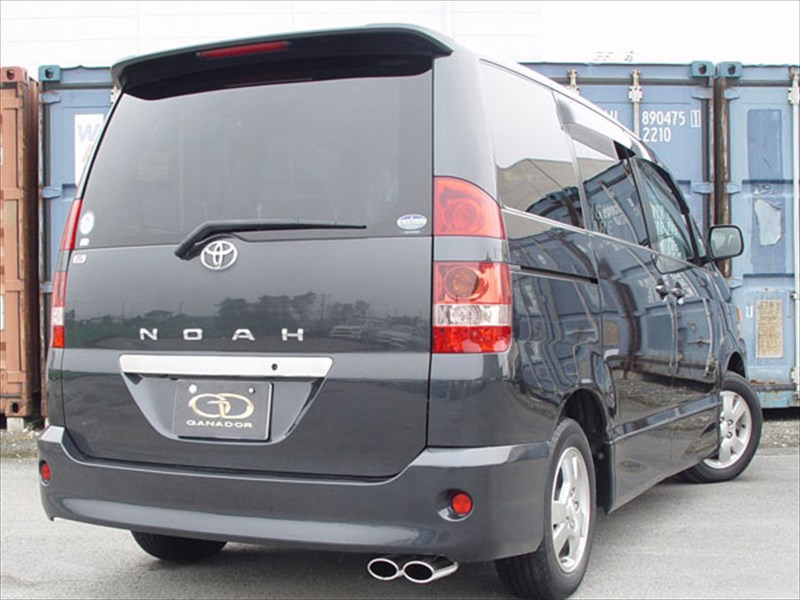 ノア ZR60G(2.000cc) Ｚ/Ｓグレード PASION 右2本 W出し 取付込