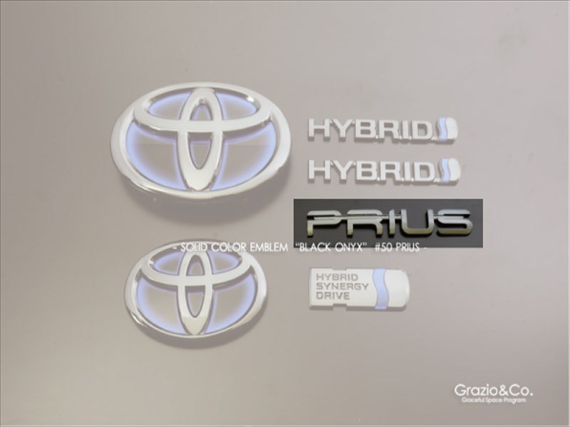 プリウス ZVW50 前期 ソリッドカラーエンブレム PRIUSロゴ ブラックオニキス｜Autostyle