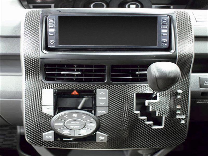 ノア ZRR70系 (2007.6～2010.03) マジカルカーボン センターコンソール カラー：シルバー