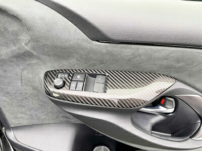 GRヤリス ドライカーボン パワーウィンドスイッチパネル 左右セット クリア塗装済｜Autostyle 27,528円