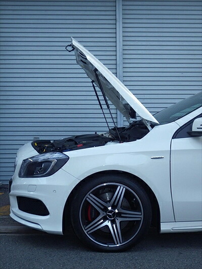 Mercedes-Benz A-Class W176 グレード：A250 ボンネットダンパー ブラックカーボン ※車検証必要｜Autostyle