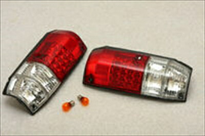 ランドクルーザー 70系 LED テールランプ 12V仕様4ドア車用