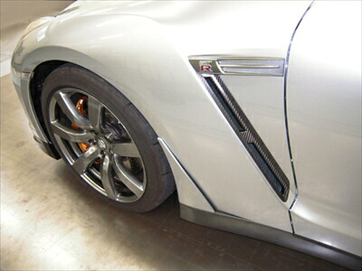 R35 GT-R FRONT FENDER OUTLET COVER 56,034円