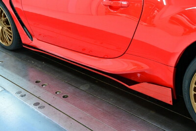 30-1466★未使用品 TRD★ZN8 GR86 右サイドステップ サイドスカート★MS344-18006 スパークレッド DCK ハチロク★トヨタ (RO) チャージスピード GR86 ハチロク ZN8 サイドステップ ボトム