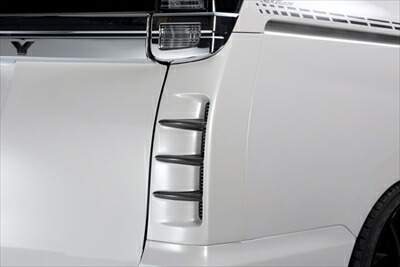 シルクブレイズ　リアコーナーダクトパネル　80ヴォクシ- ノア トヨタ【80系ヴォクシー [ZS]】SilkBlaze リアコーナーダクトパネル