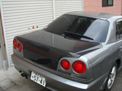 E*R様 er34 トランク　4ドア 新商品！10周年記念モデルR34 4ドア用前後期対応トランク