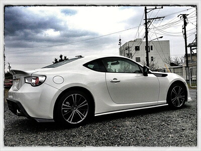 86 ZN6 TDC GT3 サイドステップ FRP製