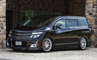 エルグランド E52 前期 ハイウェイスター PREMIUM STYLE KIT マフラーレス仕様 フロントLEDスポットあり