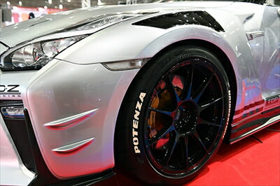 GT-R R35 GTフロントワイドフェンダー TOP SECRET M17フルバンパー用 塗装済み
