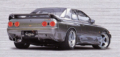 ！発送方法変更！送料込み！日産 R32 純正リアスポイラー スカイライン 発送方法変更！送料込み！日産 R32 純正リアスポイラー