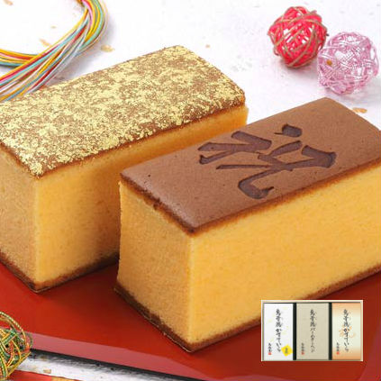 【ポイント5倍】烏鶏庵 烏骨鶏カステラ＆バームクーヘン詰合せ（木箱入） 【出産内祝い 内祝い お祝い お祝い返し ギフト】【出産祝い お返し 返礼 スイーツ 芸能人御用達 和スイーツ バウムクーヘン 七五三内祝い 人気 引き出物】【送料無料 送料込み】 8,578円