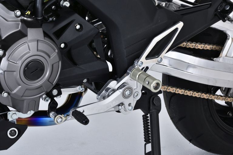 Gcraft ジークラフト Z125用 バックステップZ125PRO|motofellow