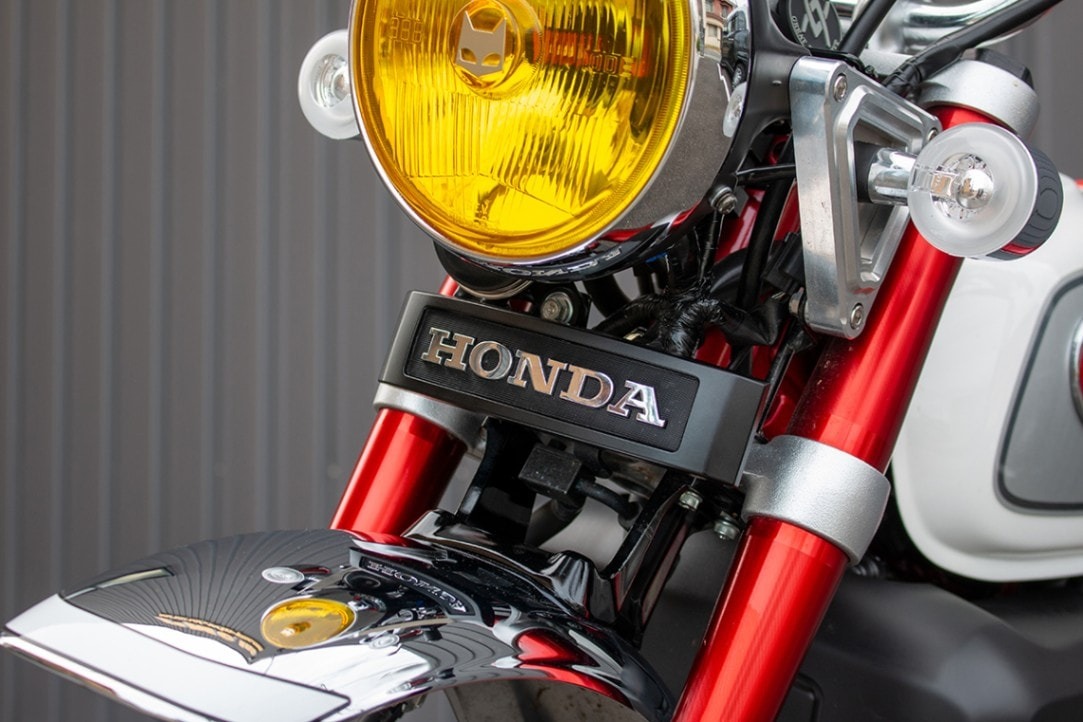 【本日まで】GROM HONDAステムエンブレム グロム　モンキー125 本日まで】GROM HONDAステムエンブレム グロム モンキー125