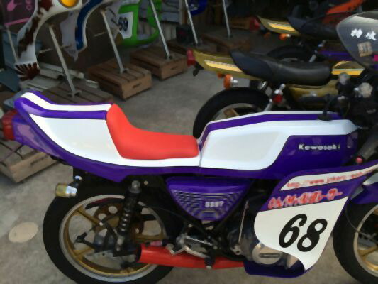 kh400 kh250 デュアルカウルセット　タンクカバー　シングルシート　ss kh400 kh250 デュアルカウルセット タンクカバー シングルシート ss