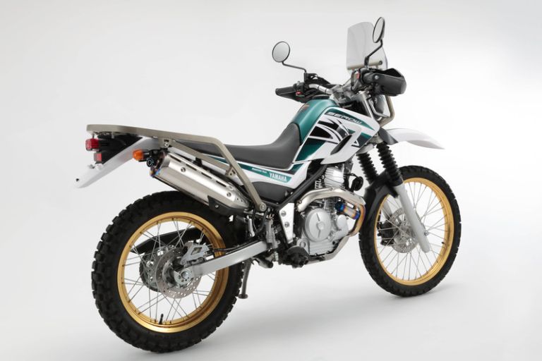 BEAMS ビームス パワートレックマフラー セロー 250｜motofellow