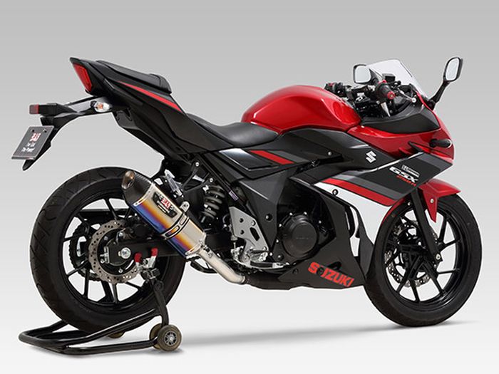 YOSHIMURA ヨシムラ スリップオン R-77S サイクロン カーボンエンド EXPORT SPEC 政府認証 ステンレスカバー SUZUKI GSX250R