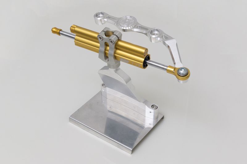 【期間限定おまけ付き！】YSS ワイエスエス ステアリングダンパーキット Type-ARCHI ダンパー：ブラック / ブラケット：シルバー Z900RS｜motofellow
