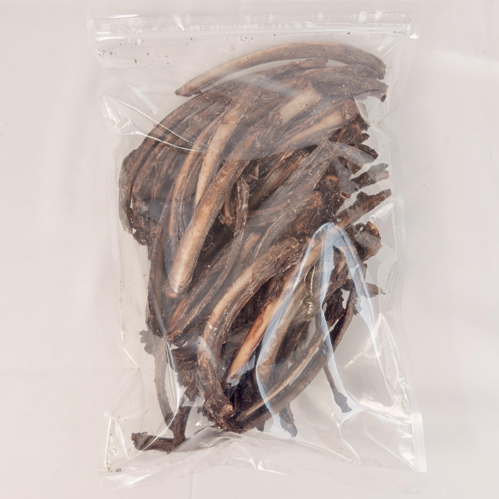 【お徳用】鹿のあばら骨500ｇ(鹿 九州産 狩猟肉 じびえ 骨 ボーン アバラ あばら あばら骨 デンタルケア 歯みがき 一般受け 犬のお兄ちゃん 国産 無つけ加える 歯石止めること ベニソン グルテン無償性 グレインフリー しか 牡鹿)