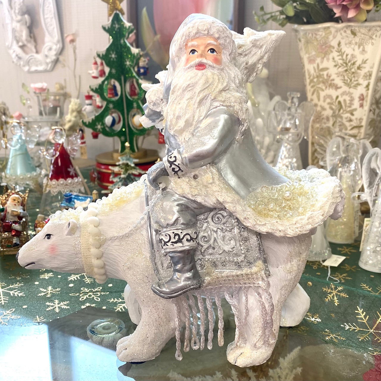 《クリスマス雑貨★聖ニコラス飾りつけ》あったかクリスマス【サンタ オン ポーラーベア】クリスマス Xmas 差し上げ物 差し上げ物 サンタ 室内装飾 雑貨 オブジェ 見せびらかす