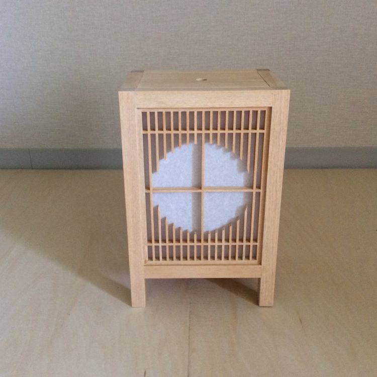 売り切れ必至 楽天市場 和風モダン行燈 あんどん 月あかりw5ｘd160ｘh315 単位mm木製 米ヒバ 日本製光源はled電球 白熱電球40w相当 中間スイッチ付きフロアスタンドランプライトコンパクト レトロ照明器具和室用ルームライト間接照明大正ロマン和モダン和雑貨灯篭