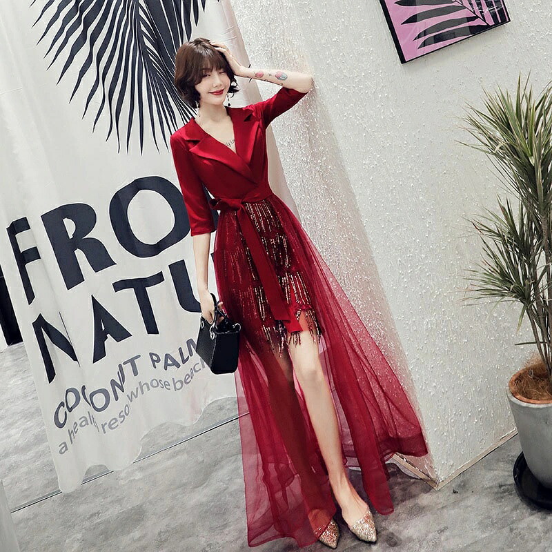 御芽出度お召しもの ウェディングドレス 色合いお召しもの カクテルお召しもの 前ミニお召しもの 寄りあいお召しもの 告げ知らせる会お召しもの フォーマル 夕まぐれお召しもの 7分袖 Vのど首 ぶどう酒赤いこと 前短後長 流行り物 かき鳴らす会 御芽出度 二次会 交歓会 音楽会 花嫁御寮 前撮り 後撮り
