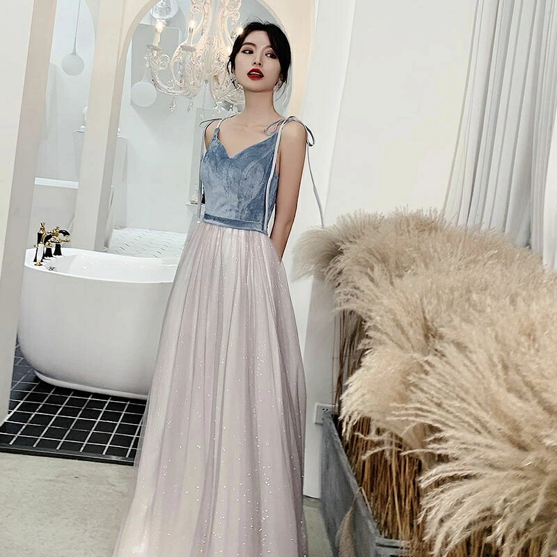 御芽出度お召しもの ウェディングドレス 色合いお召しもの 寄りあいお召しもの かき鳴らす会 告げ知らせる会お召しもの うつり変わり 夕まぐれお召しもの 二次会お召しもの ロングお召しもの 雅びやか 雅びやか 交歓会 天鵝絨 袖なし ノースリーブ 青色 ベージュ 御芽出度 音楽会 花嫁御寮 カクテルお召しもの