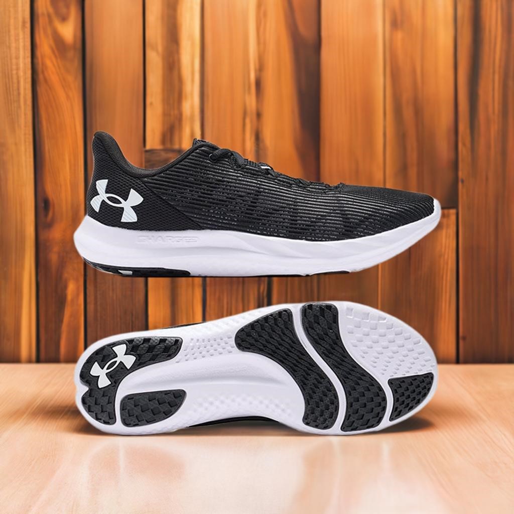 楽天市場】アンダーアーマー ランニングシューズ メンズ チャージド