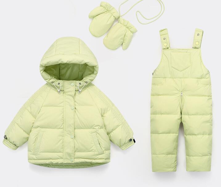 送料無料 ダウンコート キッズ ベビー ダウンコート 3点セット 子供服 ベビー服 ダウンコート+サロペット ダウンジャケット アウター アウトドア キッズジャケット【雪遊び＆防寒】お出かけ 外出着 保温 防寒 秋冬用 90cm 100cm 110cm 120cm5色