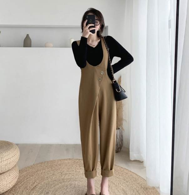 ボトムス セットアップ Tシャツ サロペット ロング丈 袖あり 長袖 Vネック ストレート アシンメトリー リブ 上下セット 2点セット ツーピース かわいい 大人可愛い きれいめ シンプル カジュアル 上品 おしゃれ お洒落 かっこいい メンズライク 韓国 オルチャン