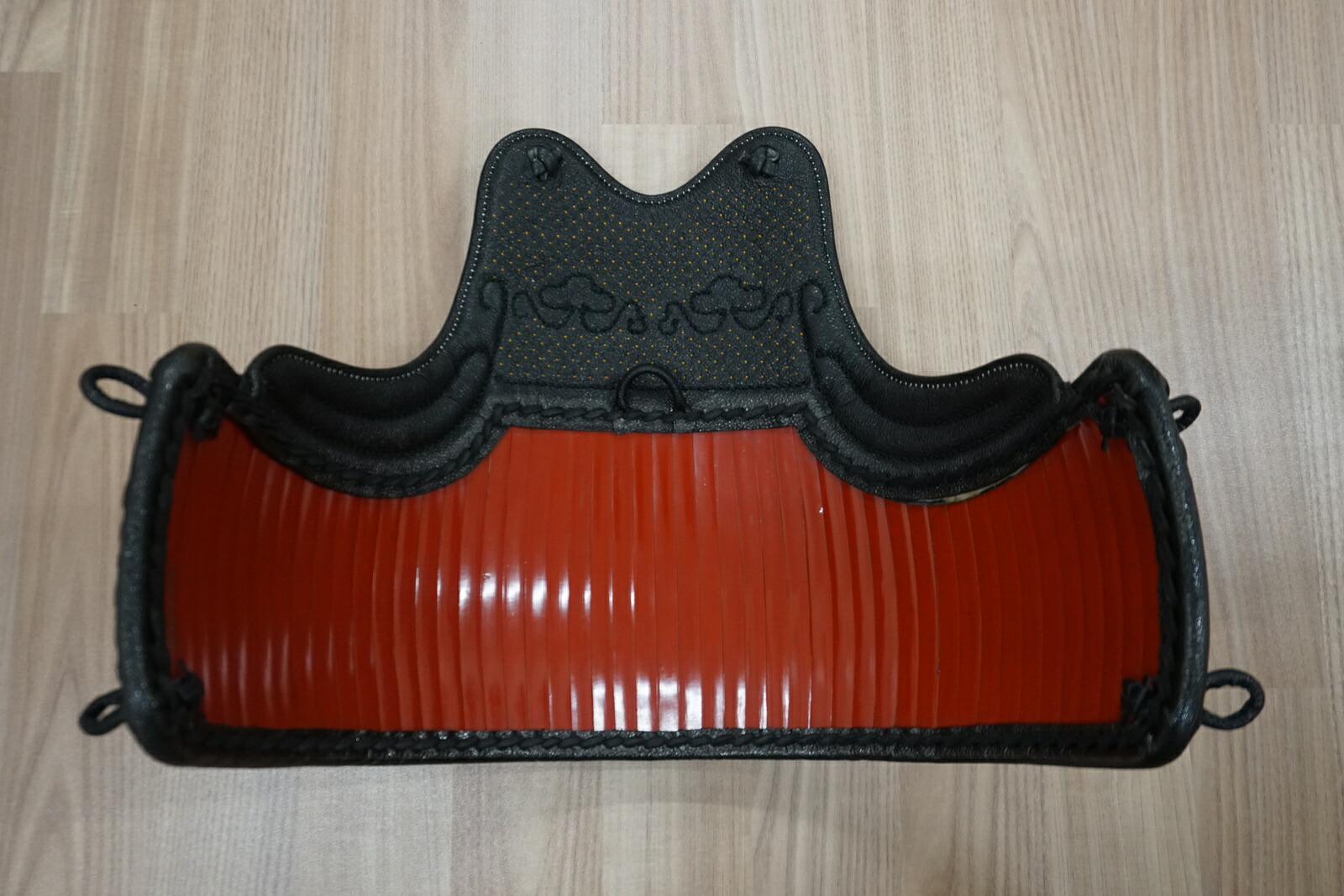 展示処分品 送料無料 剣道防具 剣道胴 本型竹胴 竹胴 呂色塗胴 胴裏ネームシール無料 紺胴紐付 Alittlepeaceofmind Co Uk