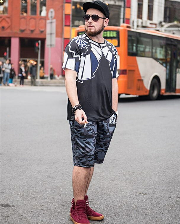 楽天市場 派手ファッション 大きいサイズメンズ上下セットアップ 人気新作 総柄 上下2点セット 半袖tシャツ 短パン オリジナルデザイン ビッグサイズ メンズ サラリとした生地 着心地よい 肌さわりがいい カッコイイ 春夏新作 ビッグサイズの アヤコショップ