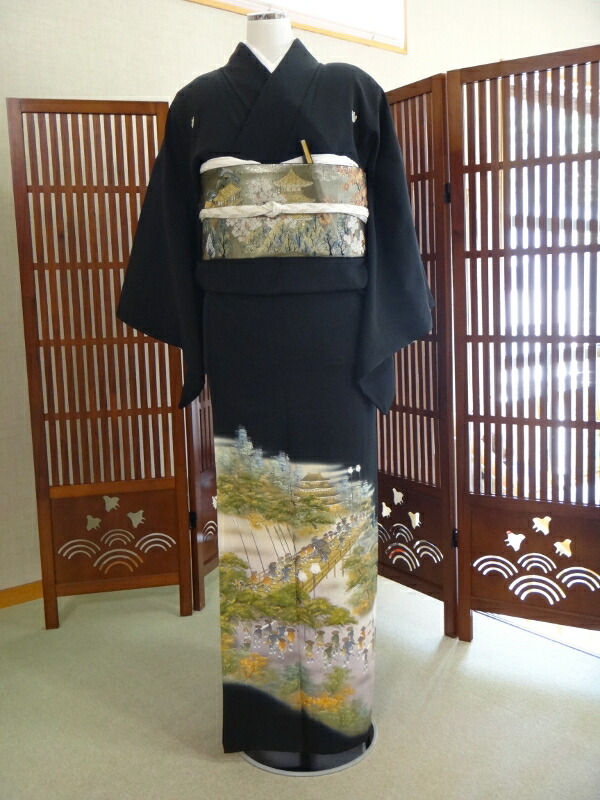 【賃借】【東海道】【華燭の典・黒留袖】【黒留】【留袖賃借】【貸御召しもの留袖】【フルセット・帯・草履・うしろ側・足袋・小物】【貨物輸送無料】【御召しもの】【華燭の典御っ母さん】【あんしんしあわせ必要経費】【往復貨物輸送無料】