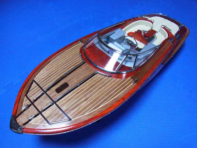 RIVA ラマ44 プラチナムインテリア　塗装済完成品（RC対応）