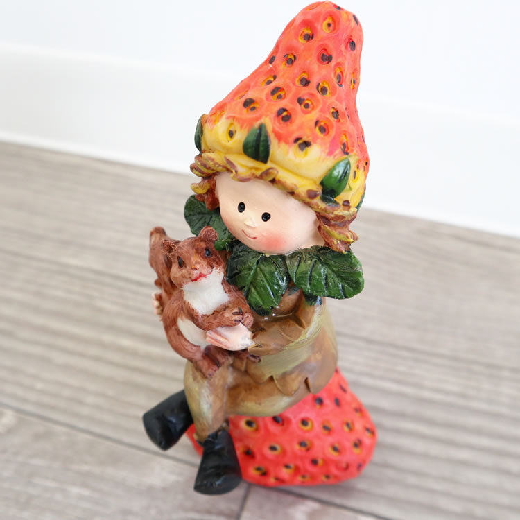 置物 ディスプレイとしてかわいい 置物 イチゴ リス オブジェ インテリア 壁掛け アート アートパネル リビング 玄関 プレゼント モダン 絵画 おしゃれ 飾る シンプル モダン アジアン アンティーク Sサイズ 巣ごもり Korkmazmauritius Com