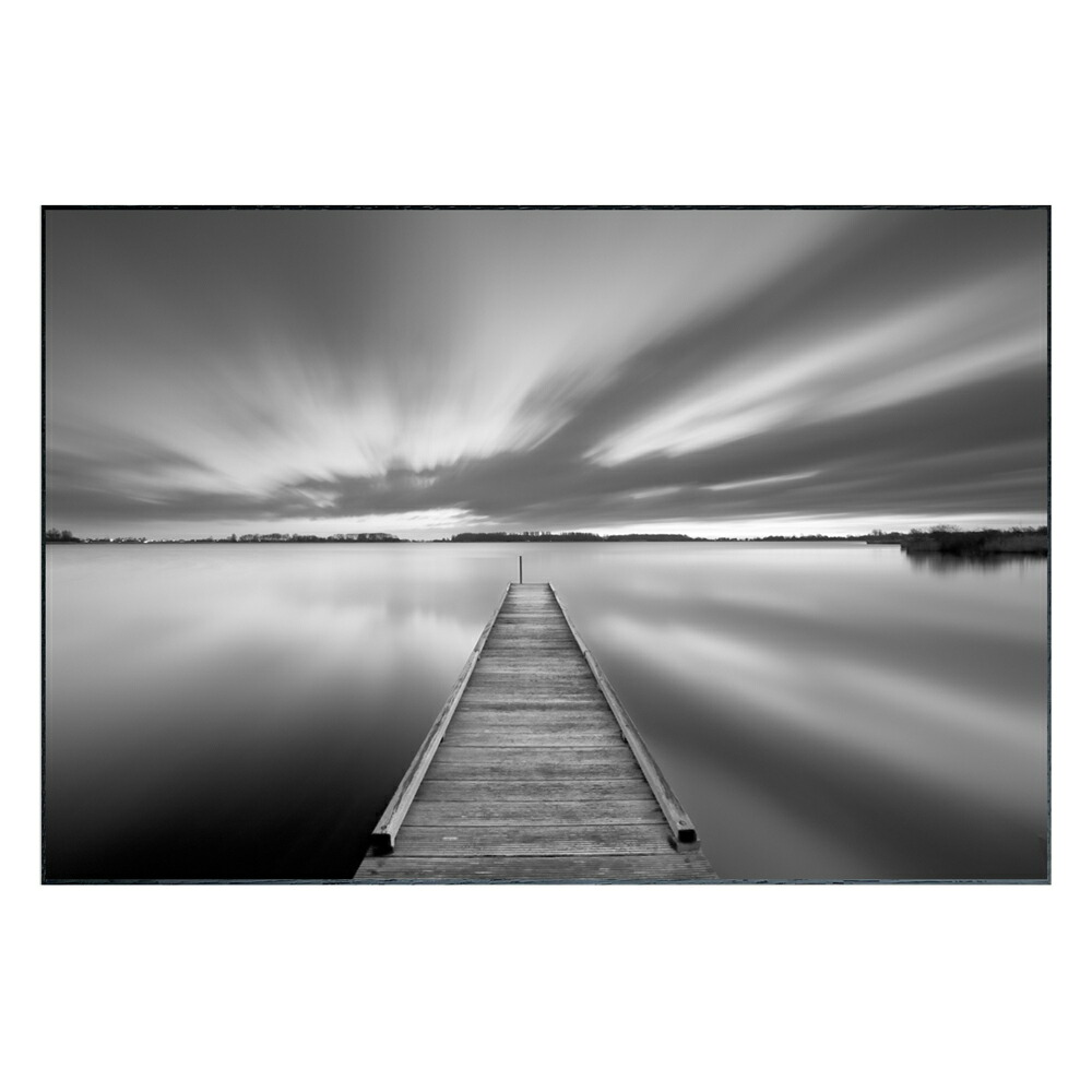 最大100%ポイントバック！限定抽選 絵画 Photography Pier インテリア 壁飾り 桟橋 海 写真 額付き モノクロ アート シンプル リビング 玄関 ギフト プレゼント 壁掛け 飾る おしゃれ 店舗 会社 アートパネル ショップ オフィス エントランス 4Lサイズ