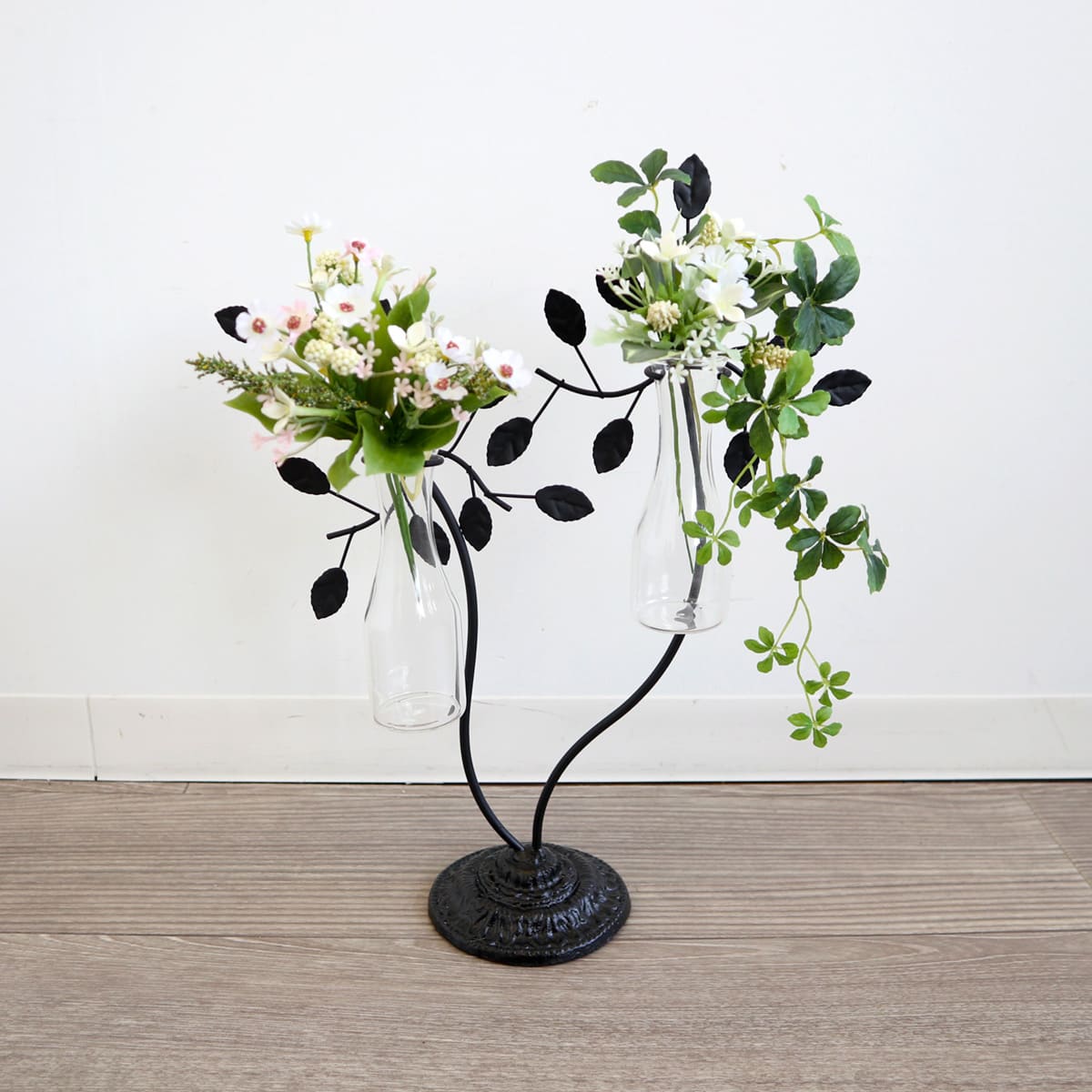 楽天市場】【限定SALE価格】【在庫限り】 花瓶 三輪 アイアン フラワー