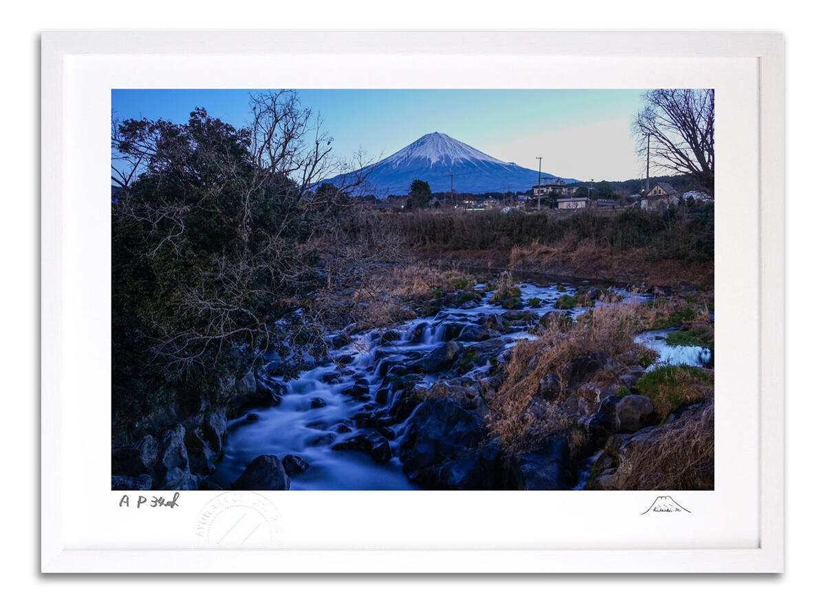 最大100%ポイントバック！限定抽選 版画 絵画 寒流富士 富士山 インテリア 額入り 額装込 風景画 油絵 ポスター アート アートパネル リビング 玄関 プレゼント モダン アートフレーム 飾る おしゃれ 壁掛け 絵