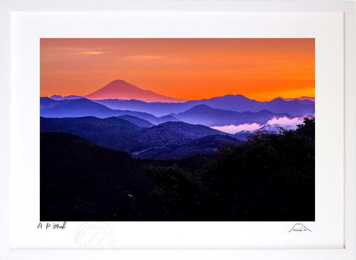 最大100%ポイントバック！限定抽選 版画 絵画 オレンジの朝 インテリア 額入り 富士山 額装込 風景画 油絵 ポスター アート アートパネル リビング 玄関 プレゼント モダン アートフレーム 飾る おしゃれ 壁掛け 絵