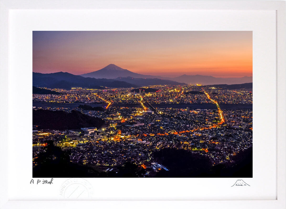 最大100%ポイントバック！限定抽選 版画 絵画 静岡夜景 インテリア 額入り 富士山 額装込 風景画 油絵 ポスター アート アートパネル リビング 玄関 プレゼント モダン アートフレーム 飾る おしゃれ 壁掛け 絵