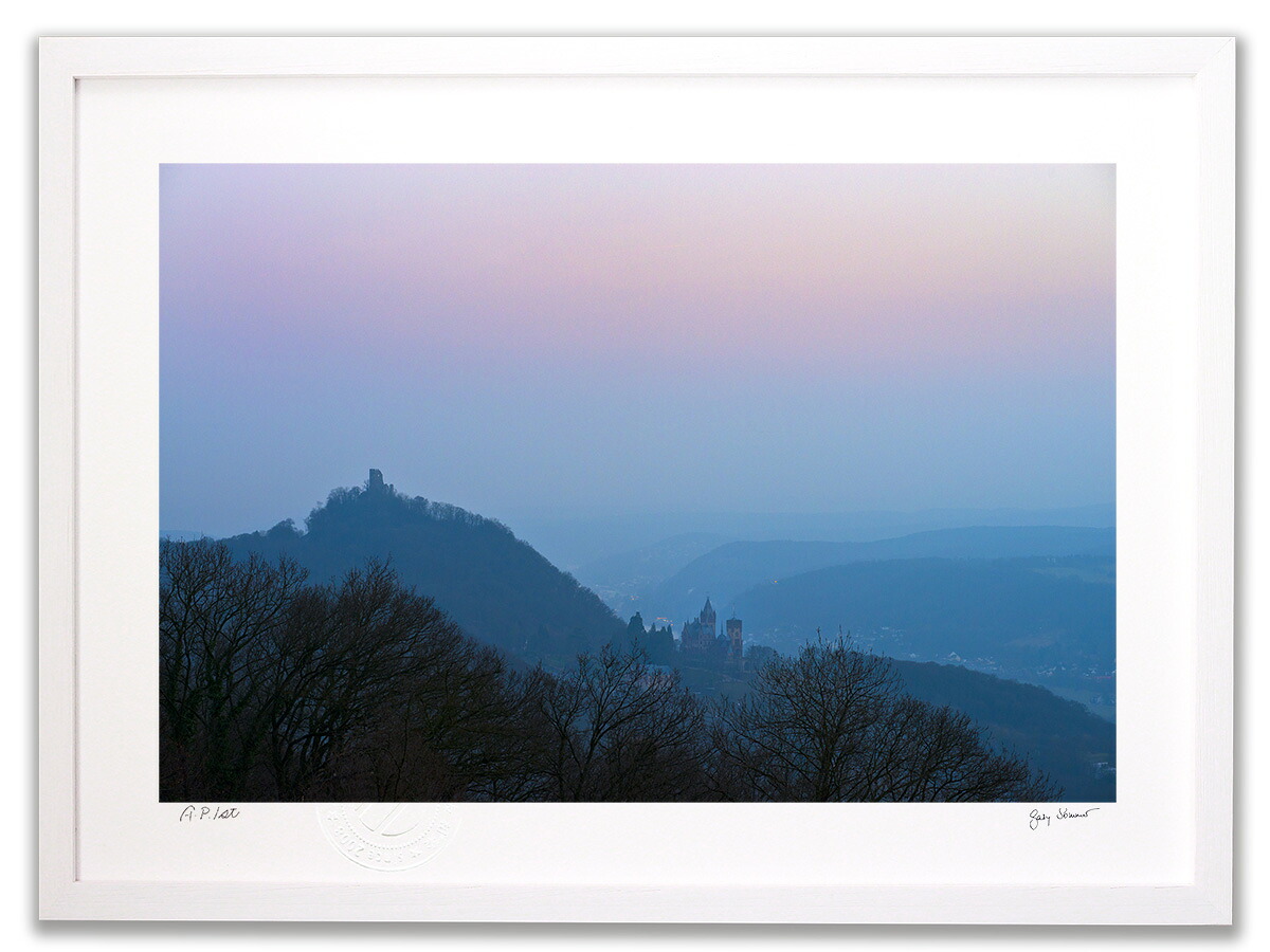 アートフォト 絵画 壁掛け ドラッフェンフェルス城1(Drachenfels I）/インテリア 壁掛け おしゃれ 飾る 額入り 額装込 風景画 油絵 ポスター アート 印象派 直筆 ビーチ アートパネル リビング 玄関 プレゼント フック 民家 花 アートフレーム おしゃれ 飾る｜絵画・壁飾り　風景専門店あゆわら 16,060円