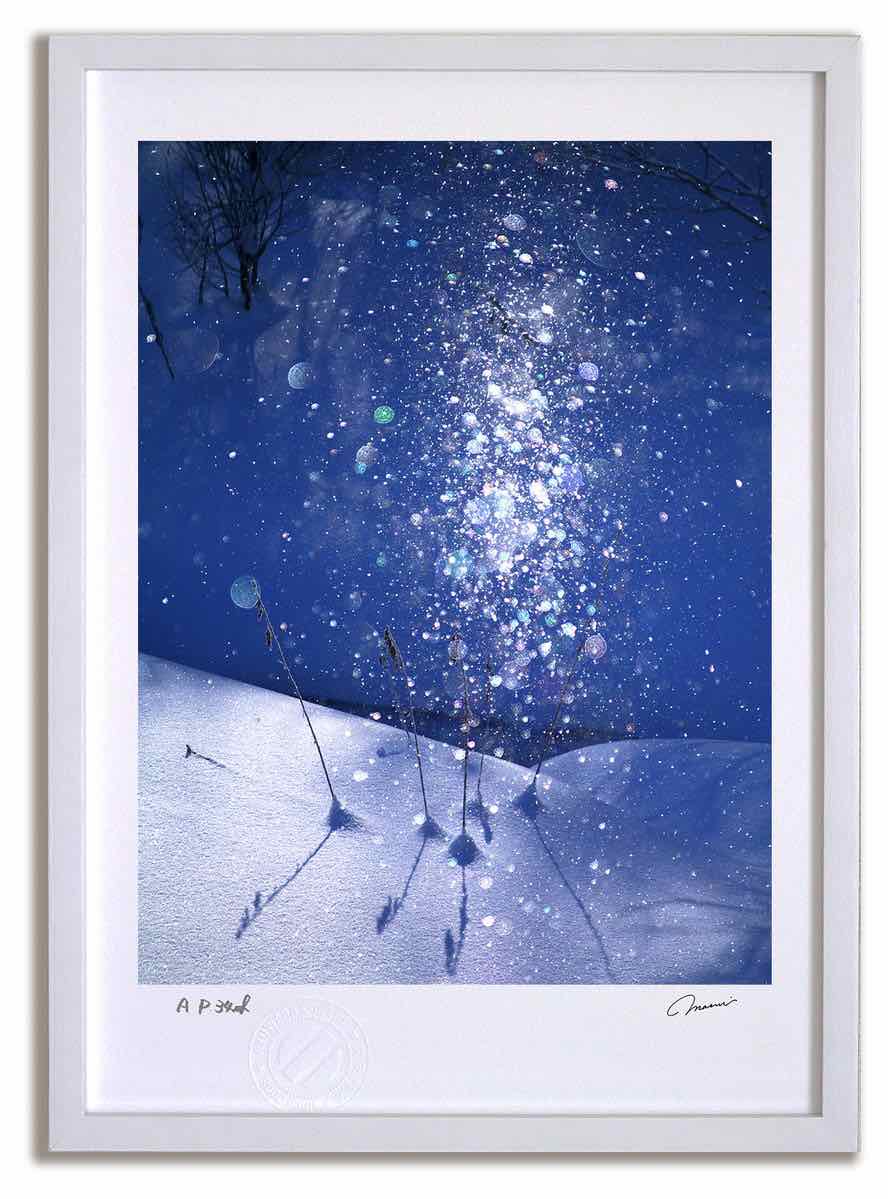 アートフォト 絵画 虹色に光るダイヤモンドダスト2 高橋真澄/インテリア 額入り 額装込 風景画 油絵 ポスター アート アートパネル リビング 玄関 プレゼント モダン アートフレーム 飾る おしゃれ 壁掛け 絵｜絵画・壁飾り　風景専門店あゆわら