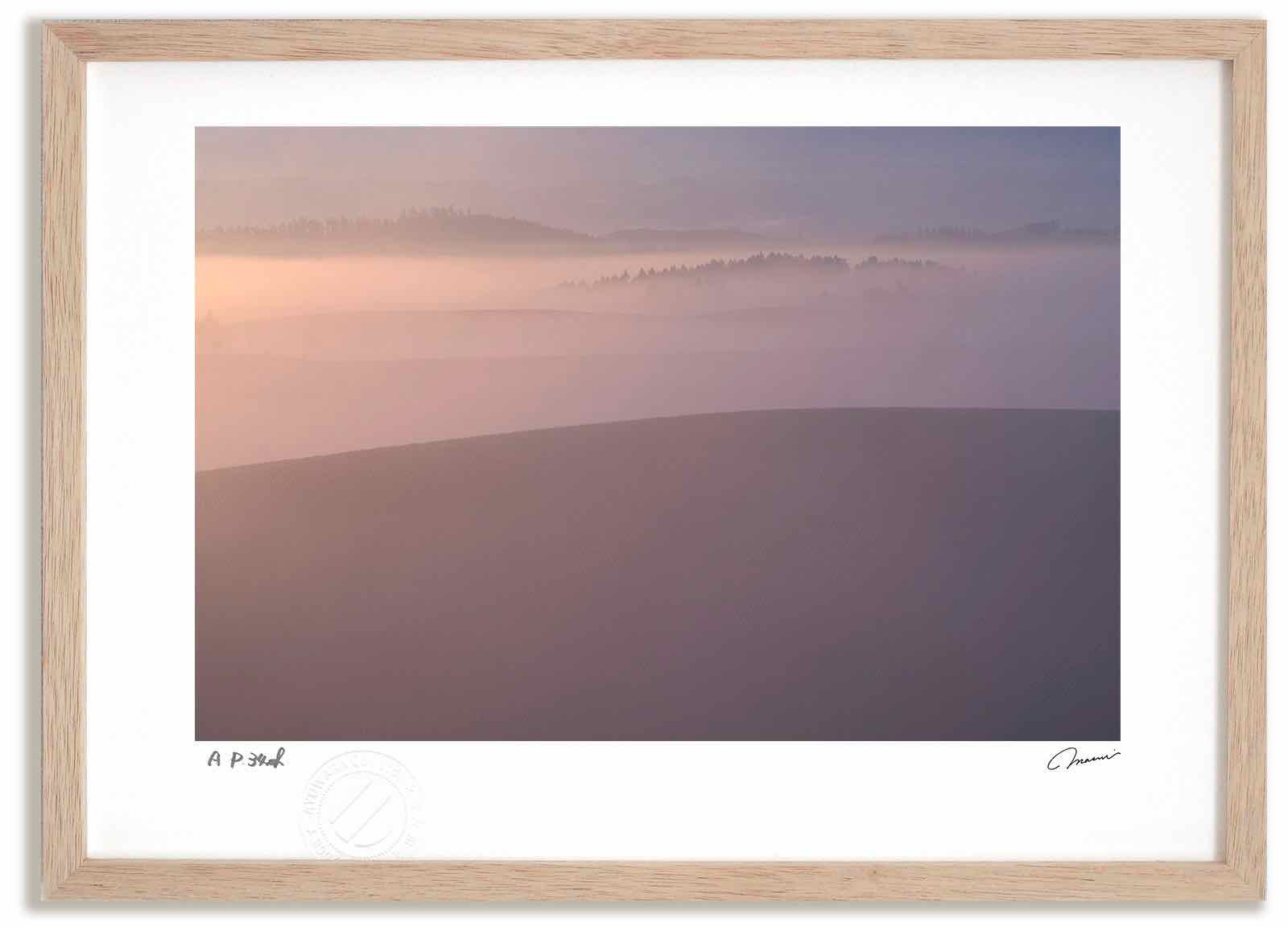 アートフォト 絵画 朝の丘8 高橋真澄/インテリア 額入り 額装込 風景画 油絵 ポスター アート アートパネル リビング 玄関 プレゼント モダン アートフレーム 飾る おしゃれ 壁掛け 絵|絵画・壁飾り 風景専門店あゆわら